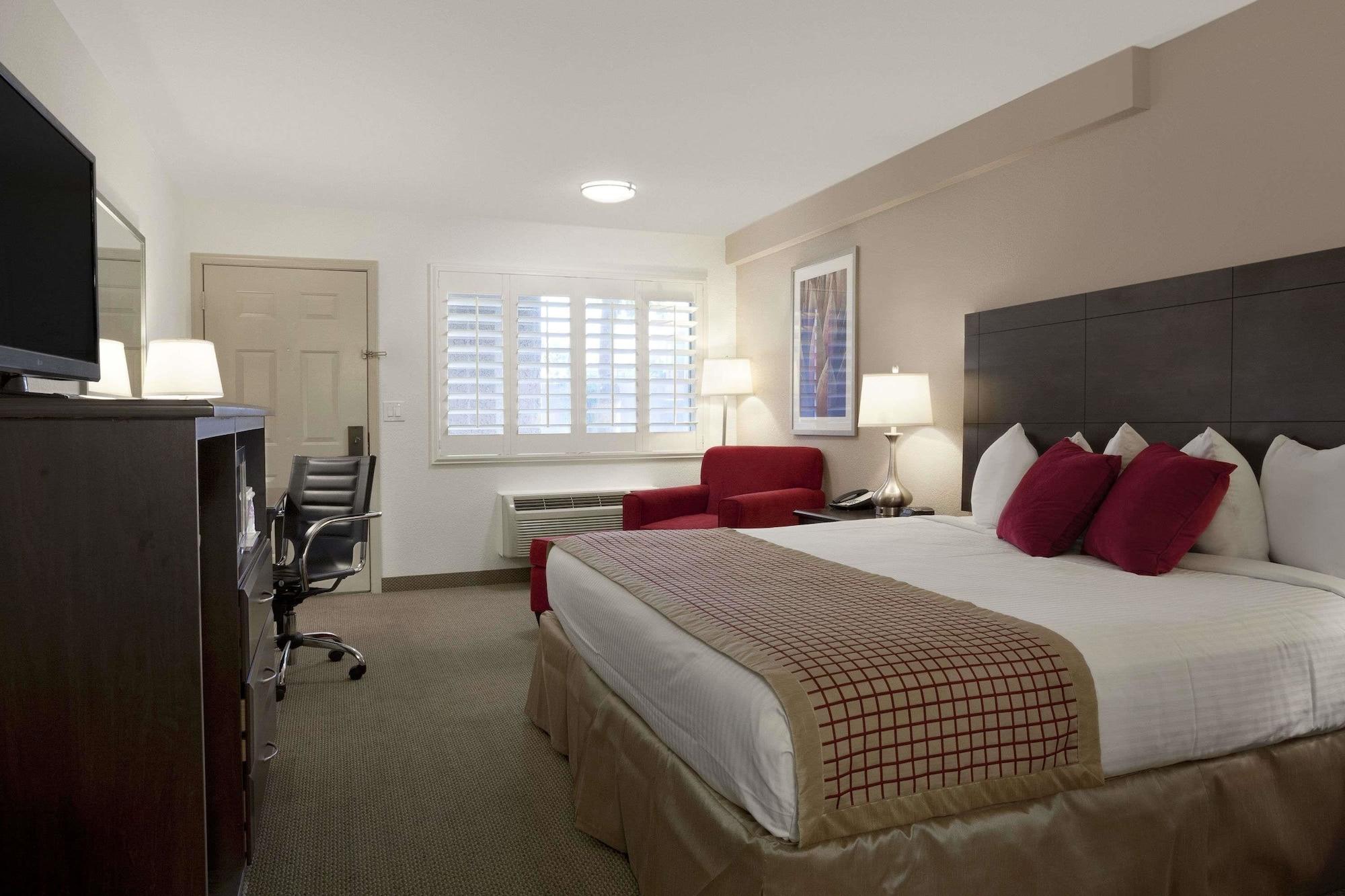 Infinity Inn & Suites Tempe Exteriér fotografie
