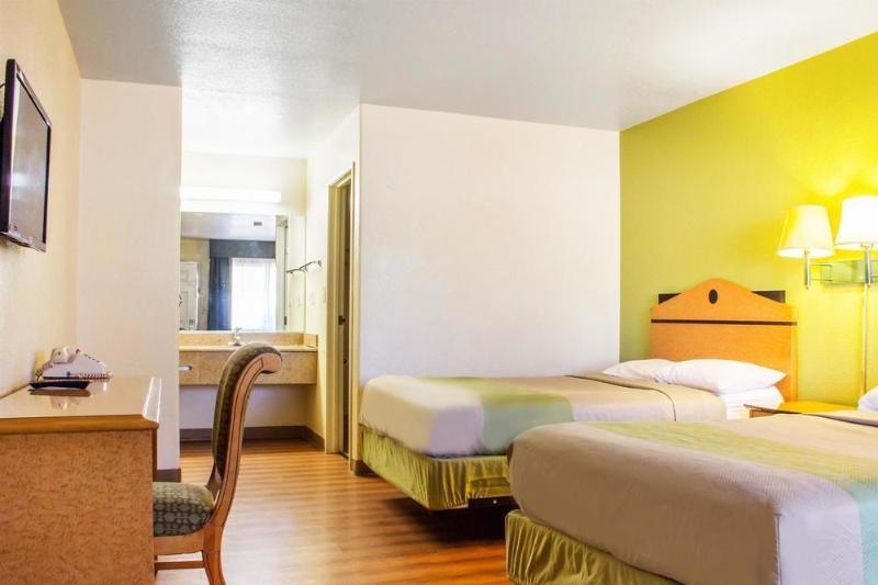 Infinity Inn & Suites Tempe Exteriér fotografie